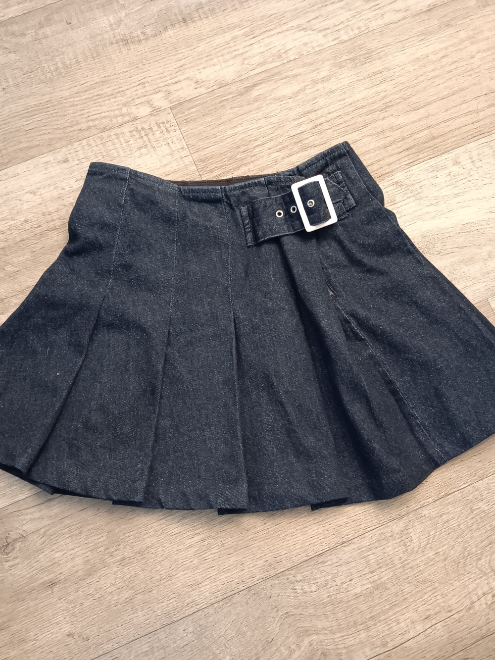 Reformation Dark Denim Pleated Mini Skirt with Buckle Size 27